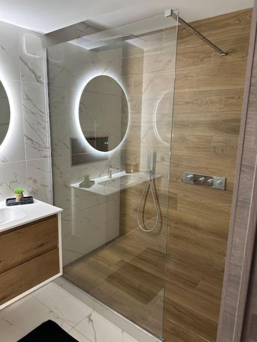 Appartement Lahoucine Boulogne-sur-Mer Buitenkant foto